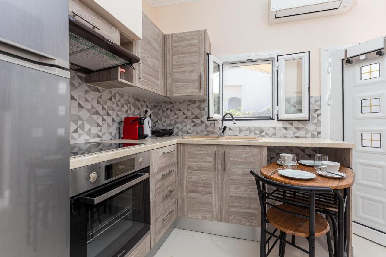 Fouki Apartments Ipsos Beach Bagian luar foto
